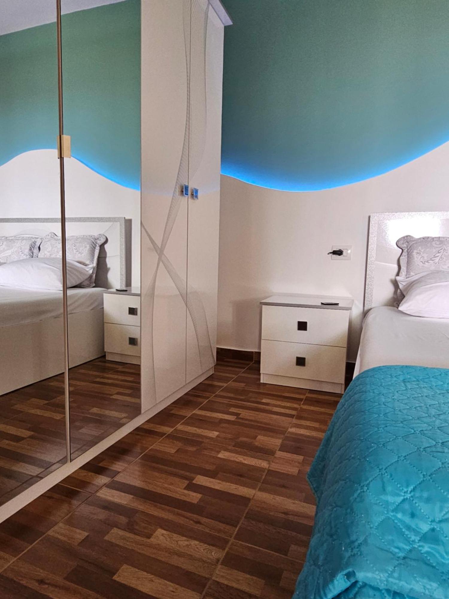 Lemon Garden Apartment-Hot Tub Jacuzzi Gjirokaster Bagian luar foto